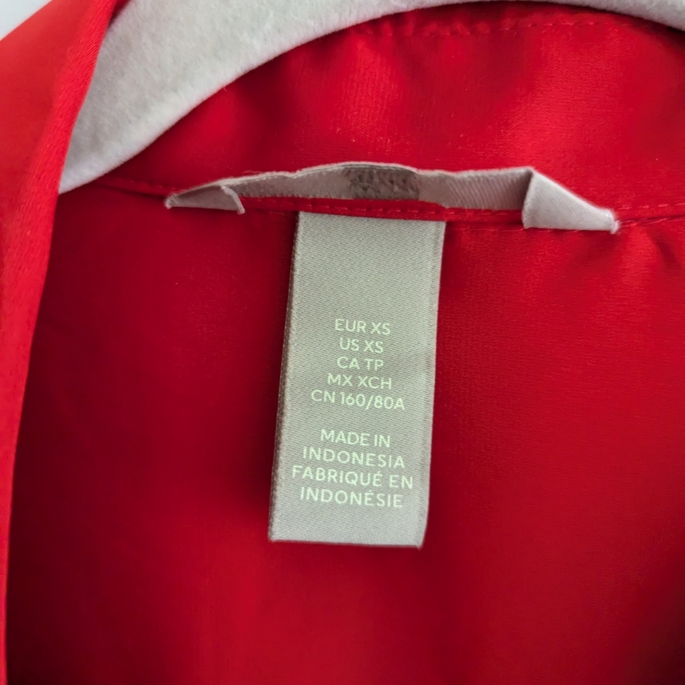 3 H&M Blouses Size XS - Picture 2 of 4